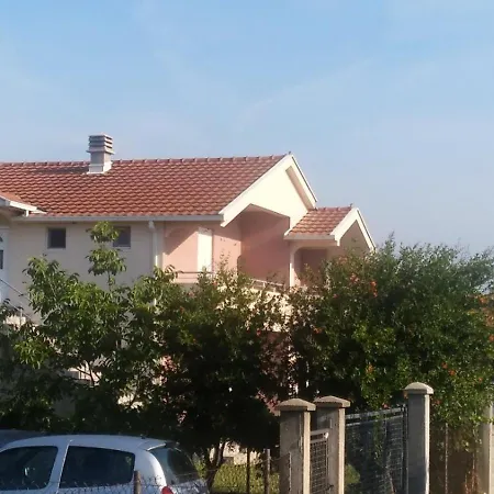 Stefan Lägenhet Podgorica